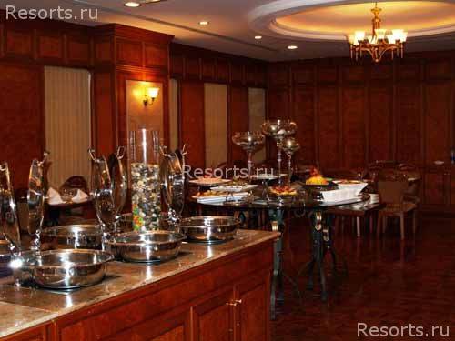 Dhow Palace Hotel 25